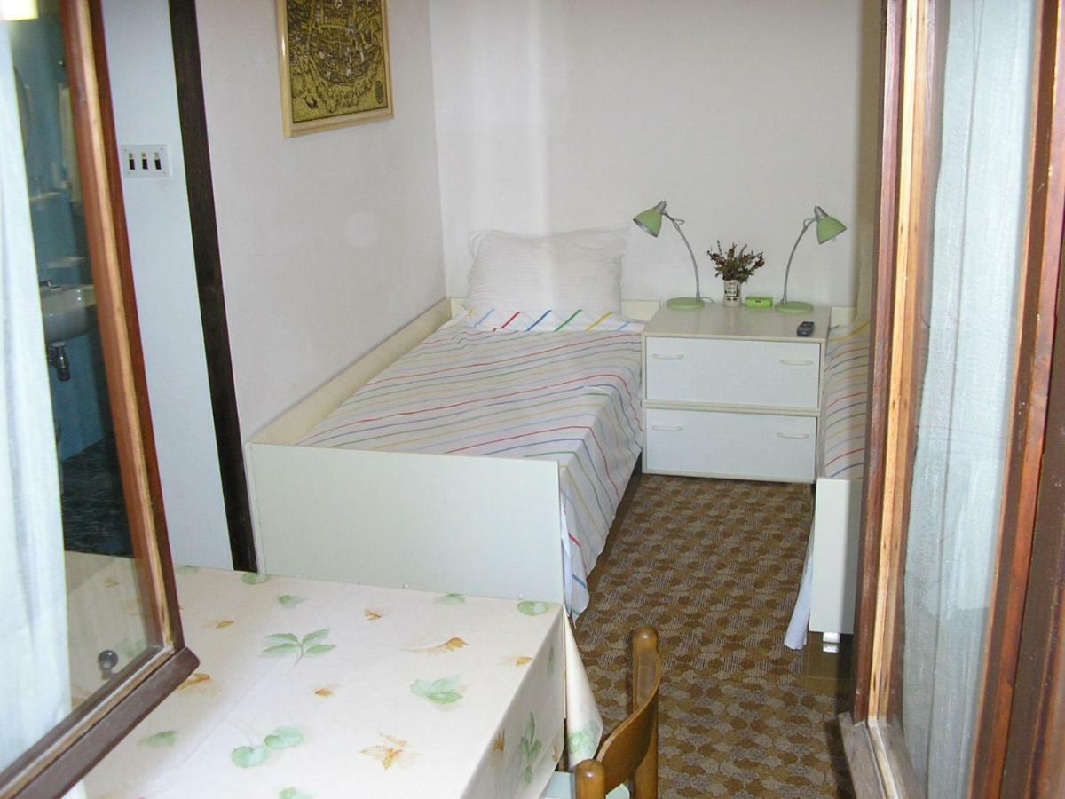 Apartments Mercep دوبروفينك الغرفة الصورة